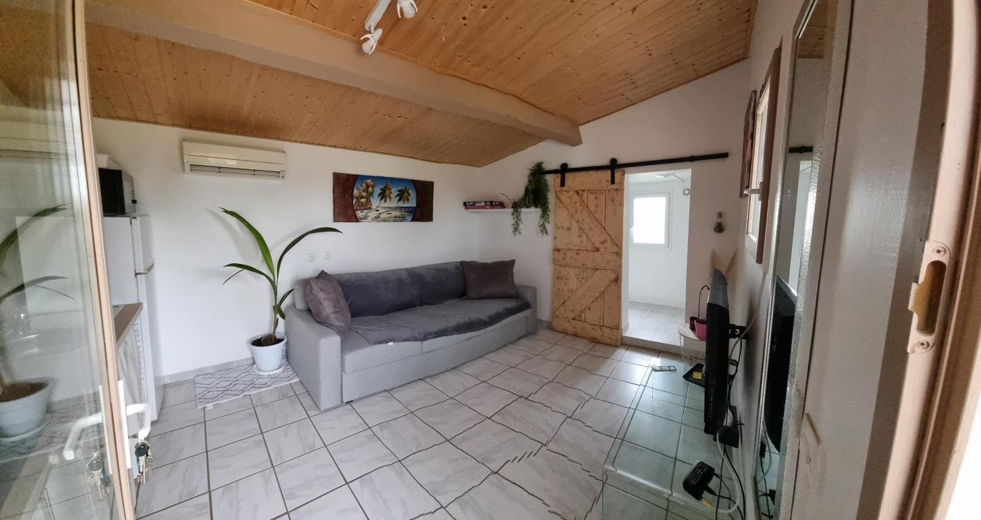 Le Mazet Hotell Poussan Exteriör bild