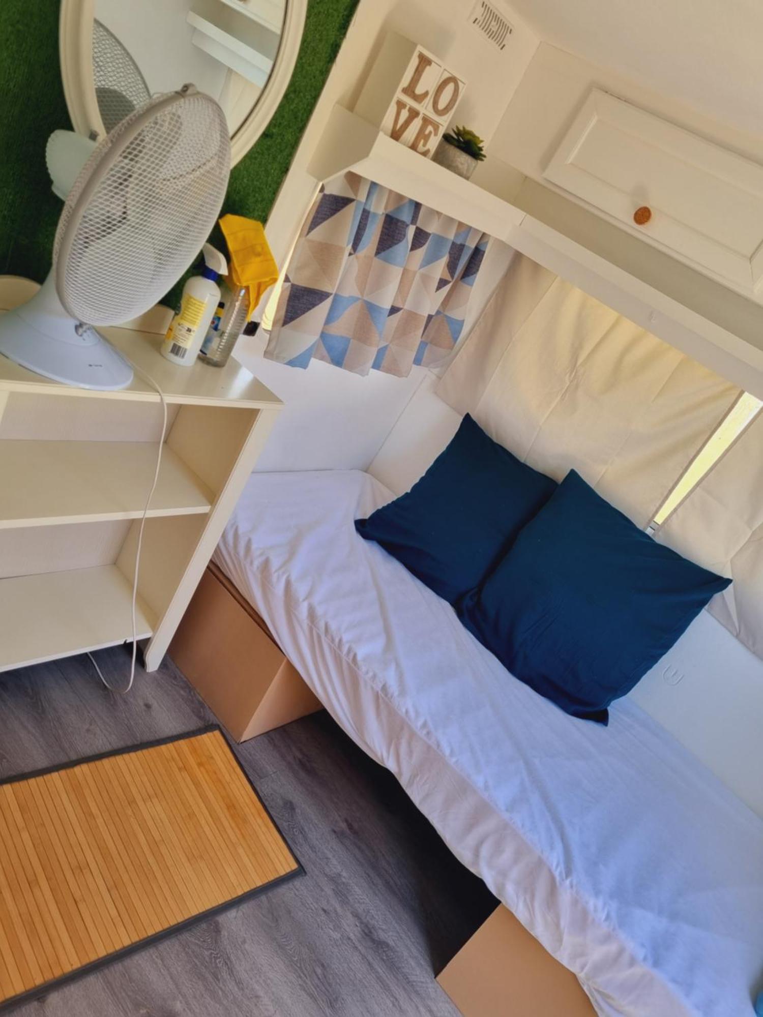 Le Mazet Hotell Poussan Exteriör bild